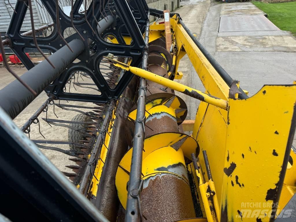 New Holland TX 66 콤바인 수확기