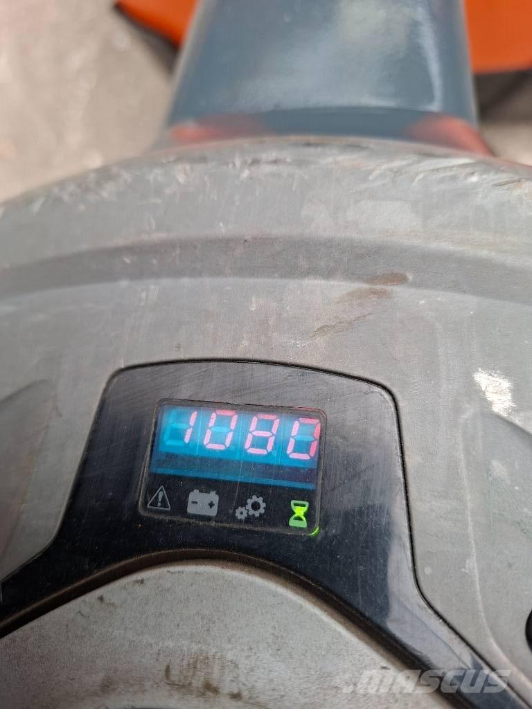 BT LWE 160 경량 리프터