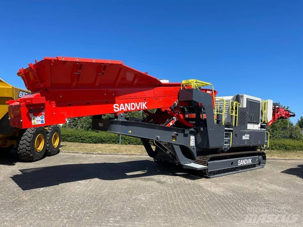 Sandvik QH 332 이동식 분쇄기