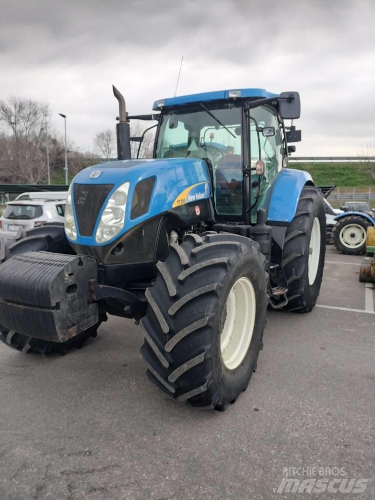 New Holland T 7060 트랙터