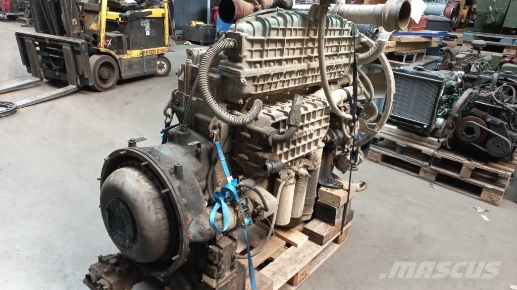 Volvo TD122KE 엔진