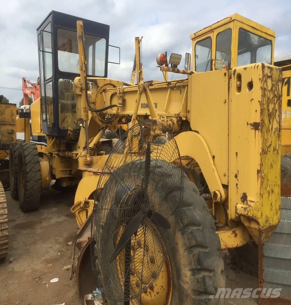 Komatsu GD 623 A 그레이더