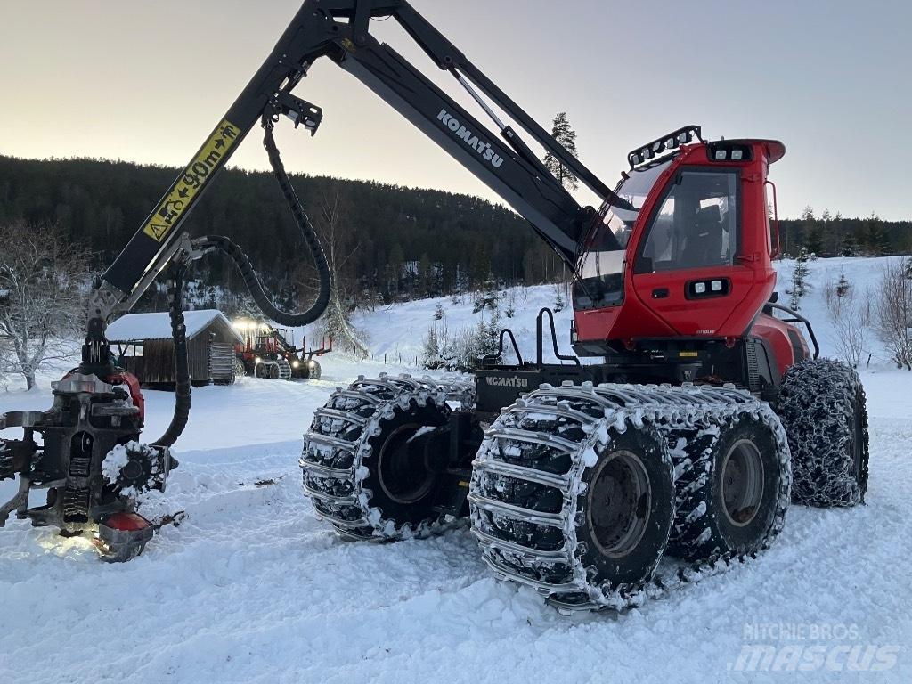 Komatsu 951 원목 하베스터
