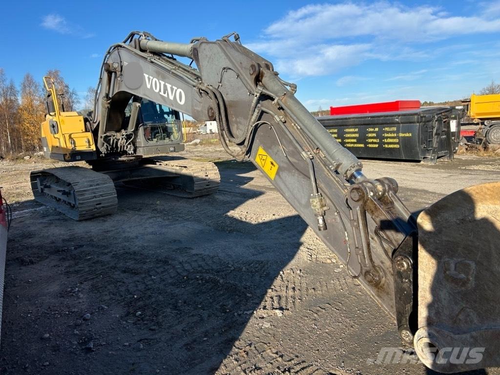 Volvo EC 220 DL 대형 굴삭기 29톤 이상