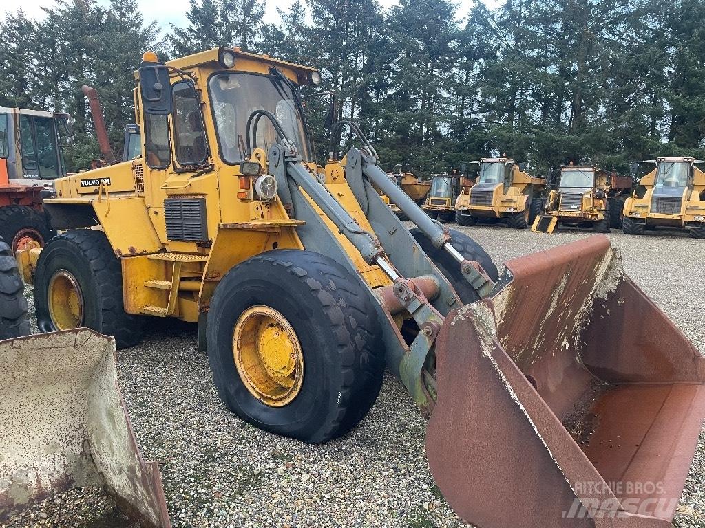 Volvo L90  휠로우더