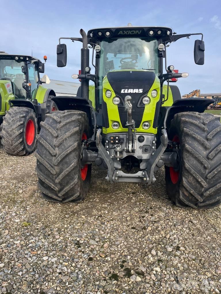 CLAAS AXION 870 트랙터