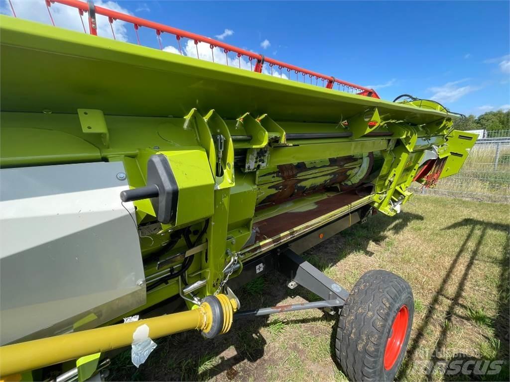 CLAAS V620 하비스터 헤드