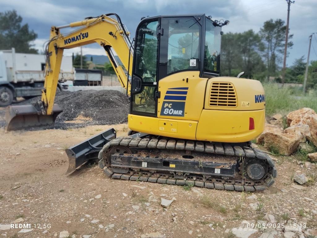 Komatsu PC 80 MR 중형굴삭기 7톤-28톤