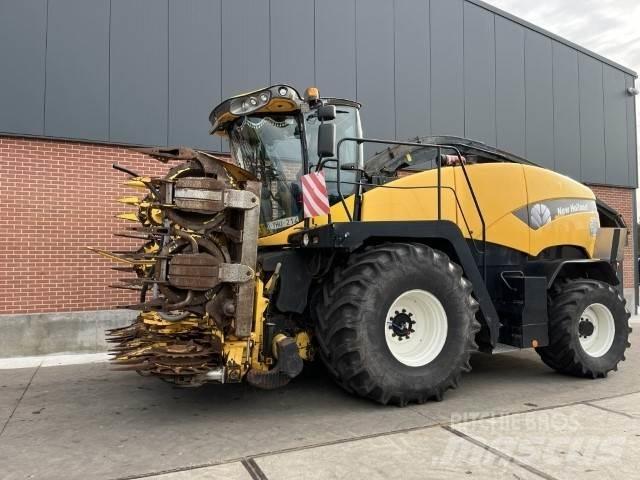 New Holland FR9050 자동 초지기계