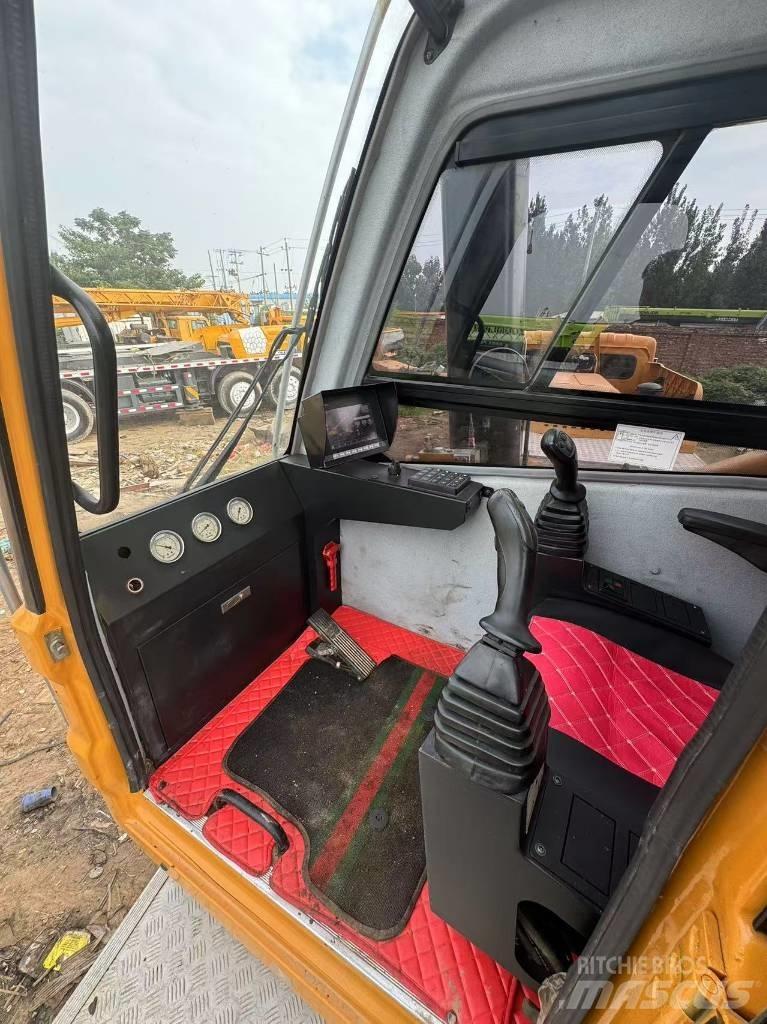 Sany STC 500 A/T 크레인
