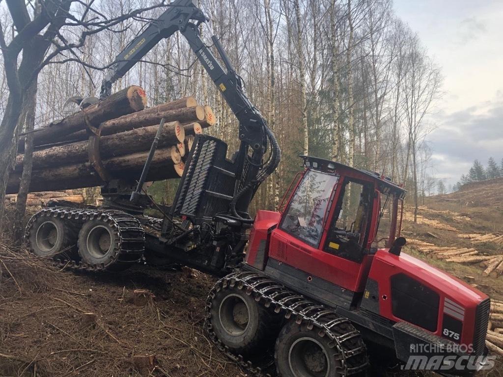 Komatsu 875 원목 포워더