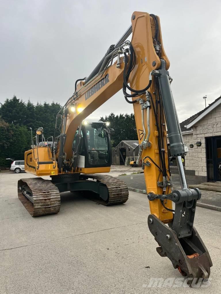 Liebherr R 922 대형 굴삭기 29톤 이상