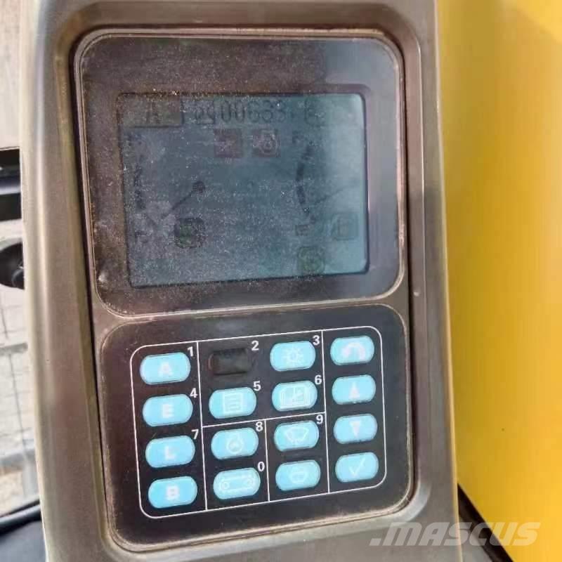 Komatsu PC 300-7 대형 굴삭기 29톤 이상