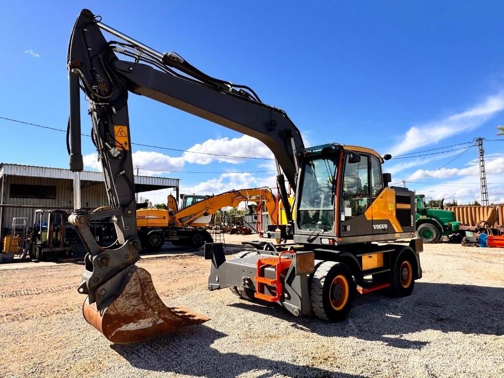 Volvo EW 160 E  휠 굴삭기