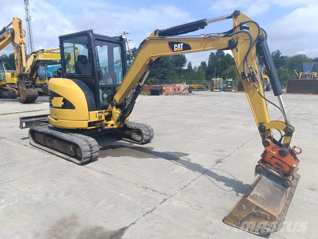 CAT 304 D 소형 굴삭기 7톤 미만