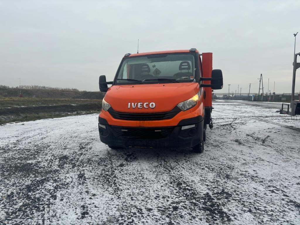 Iveco DAILY 35C14 패널 화물차