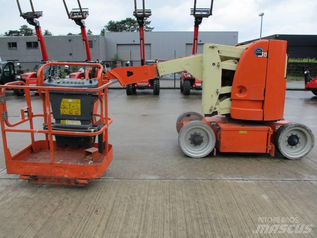 JLG E 300 AJP (718) 자주식 고소작업대