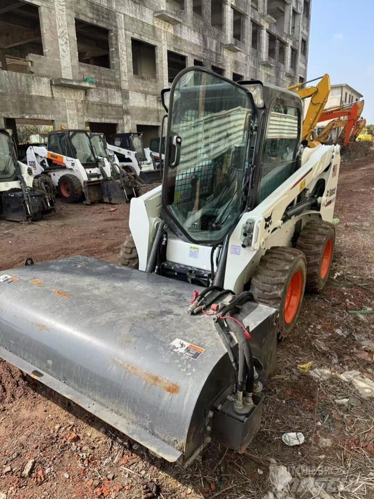 Bobcat S 550  스키드로더