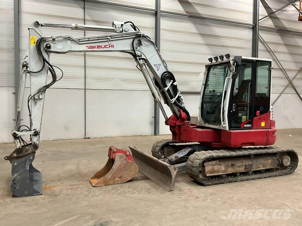 Takeuchi TB 280 FR 중형굴삭기 7톤-28톤