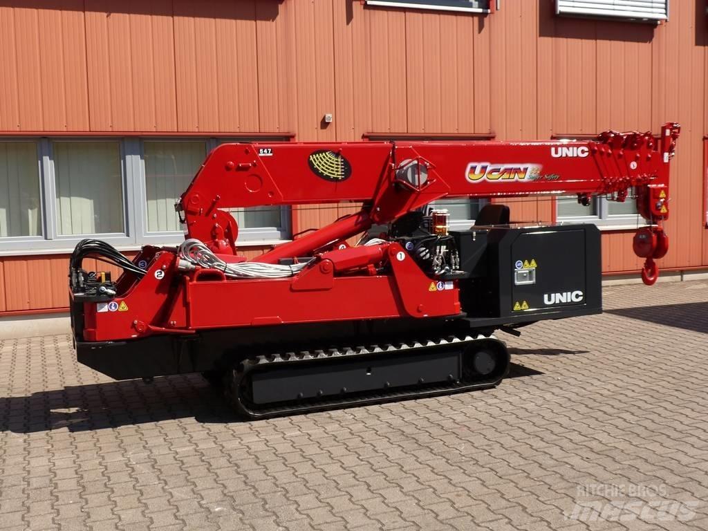Unic URW-547 미니 크레인
