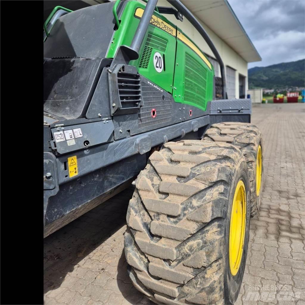 John Deere 1170 G 원목 하베스터