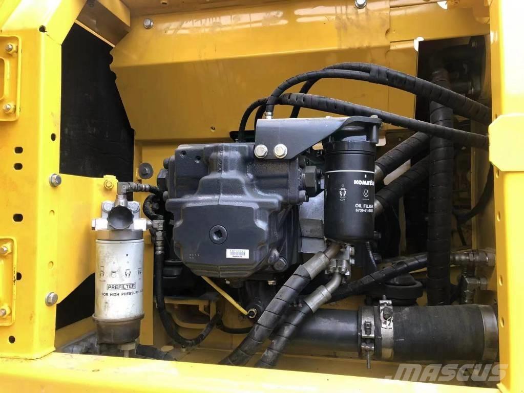 Komatsu PC 210 LC 대형 굴삭기 29톤 이상