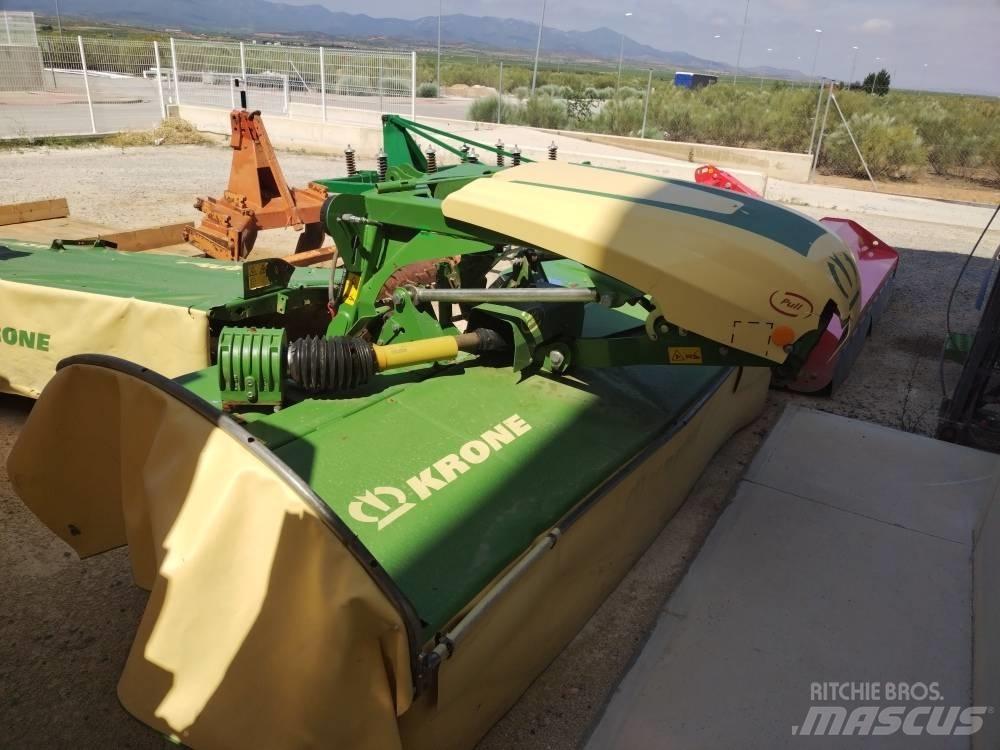 Krone F320 제초기