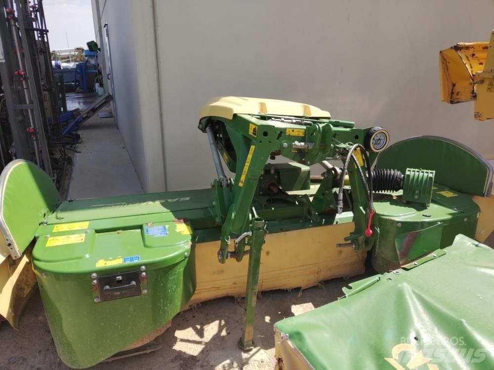 Krone F320 제초기