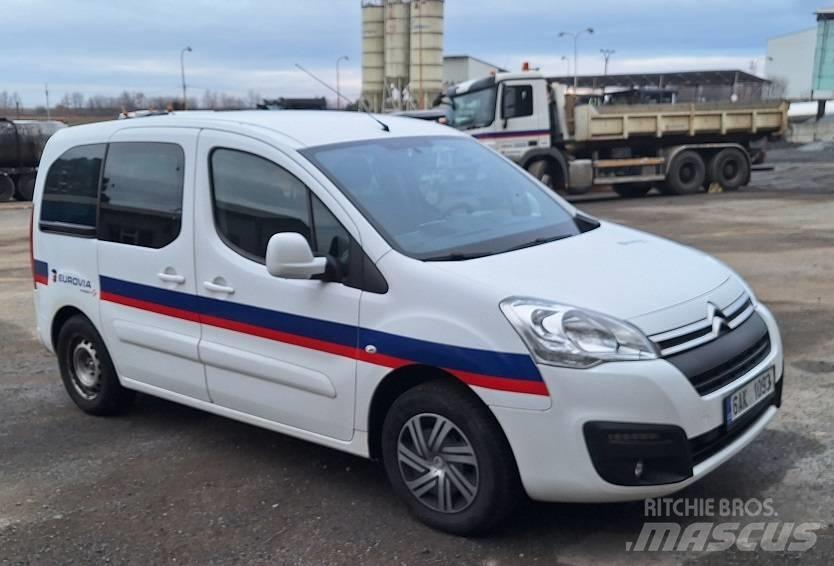 Citroën Berlingo 자동차