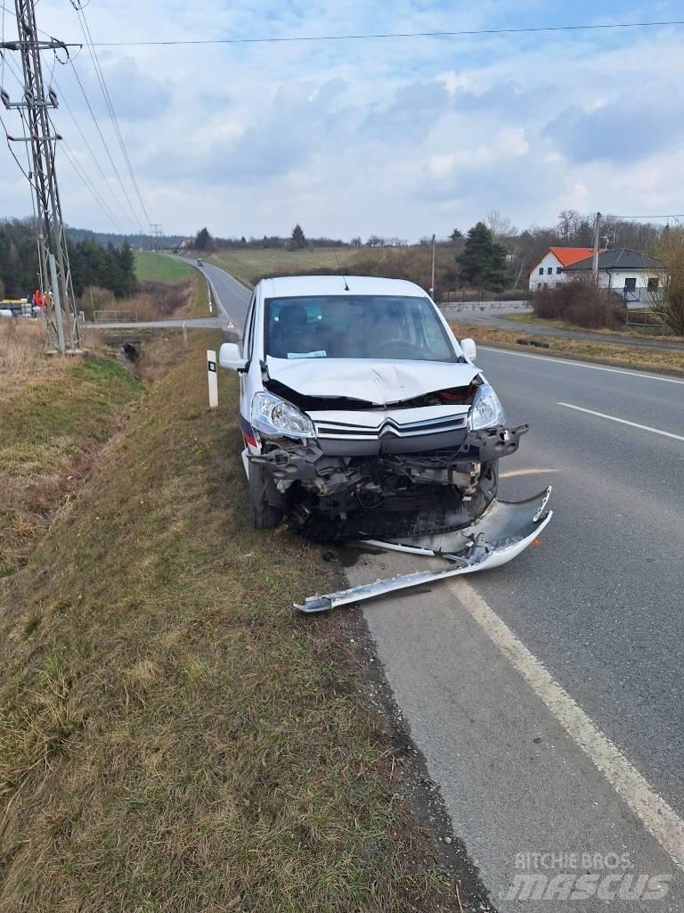 Citroën Berlingo 자동차