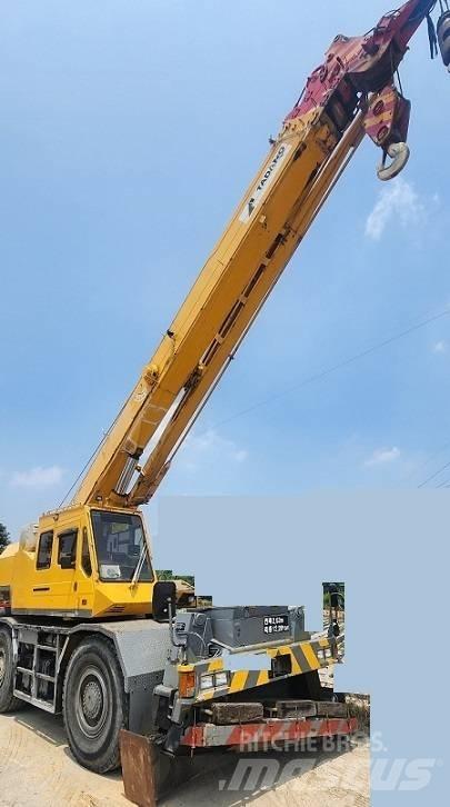 Tadano TR250M-5 R/T 크레인
