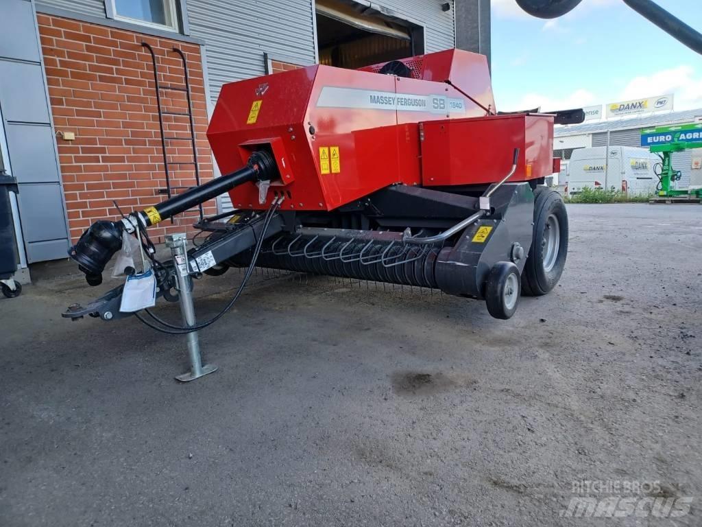 Massey Ferguson 1840 각형 곤포기