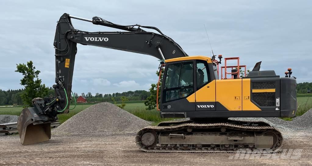 Volvo EC 220 E 대형 굴삭기 29톤 이상