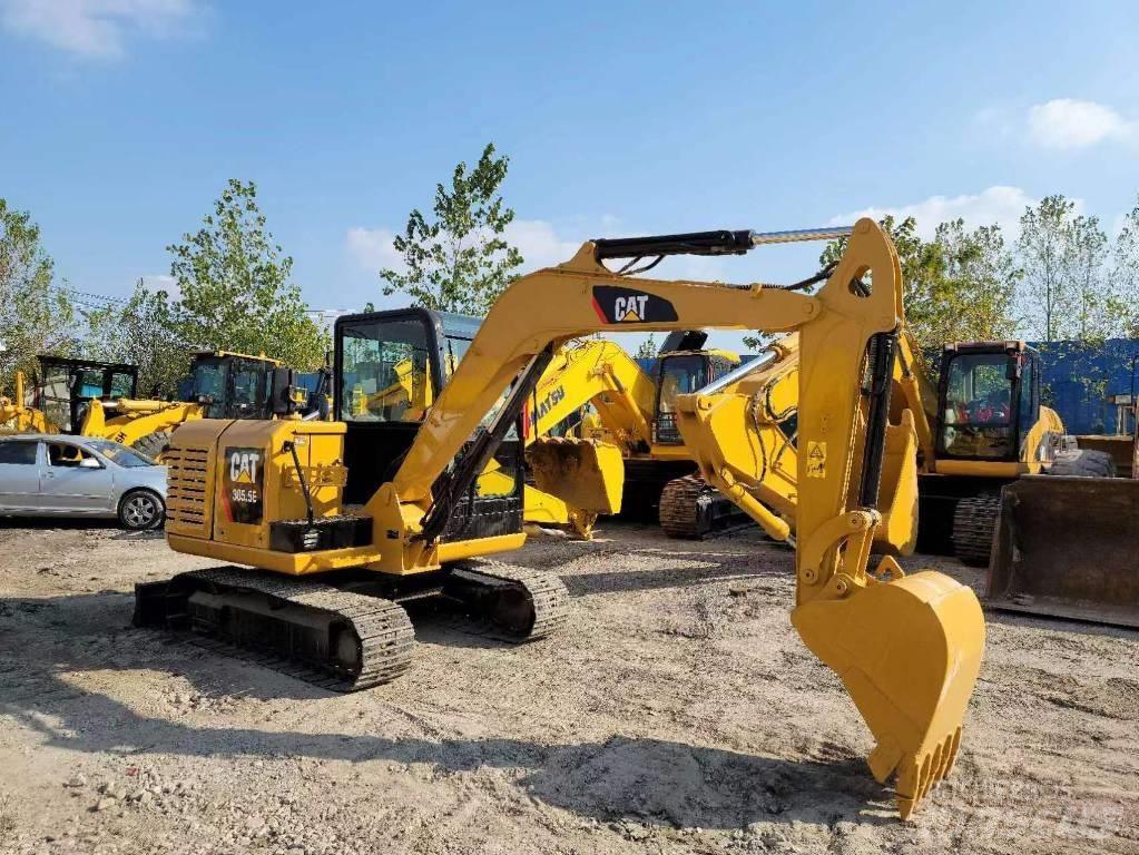 CAT 305.5 E 소형 굴삭기 7톤 미만