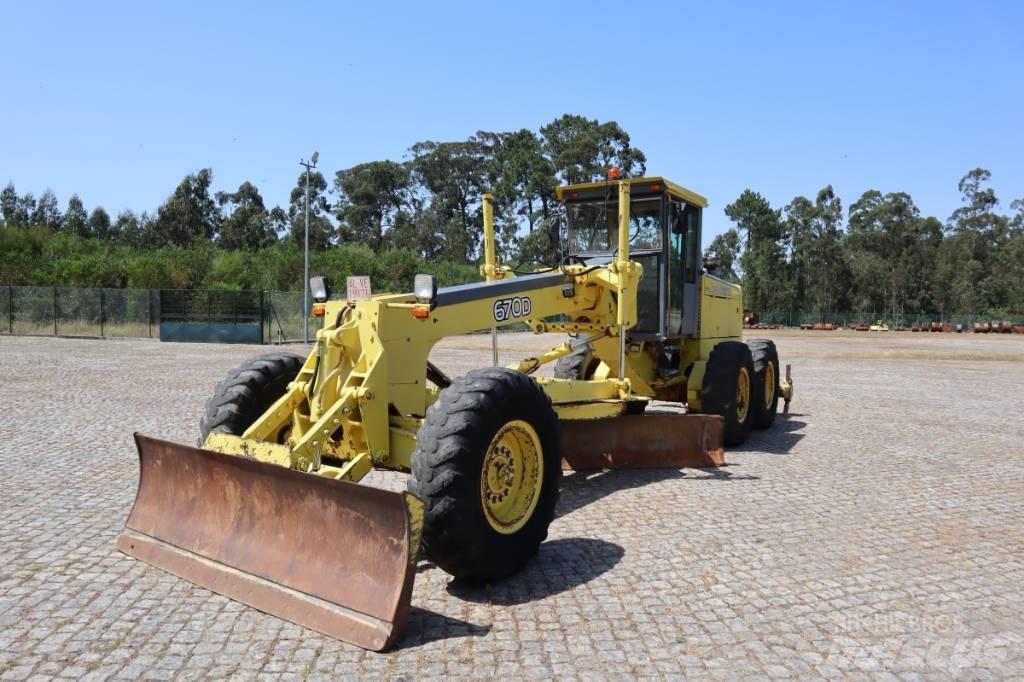 John Deere 670B 그레이더
