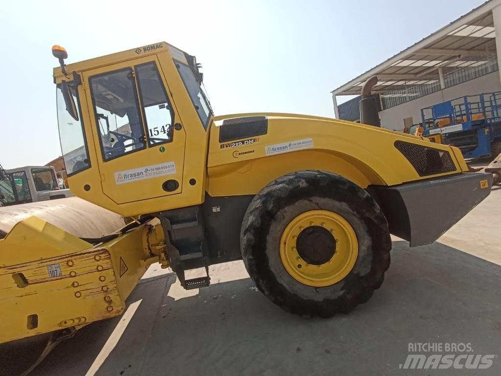 Bomag BW 219 D H-4 토양 다짐기