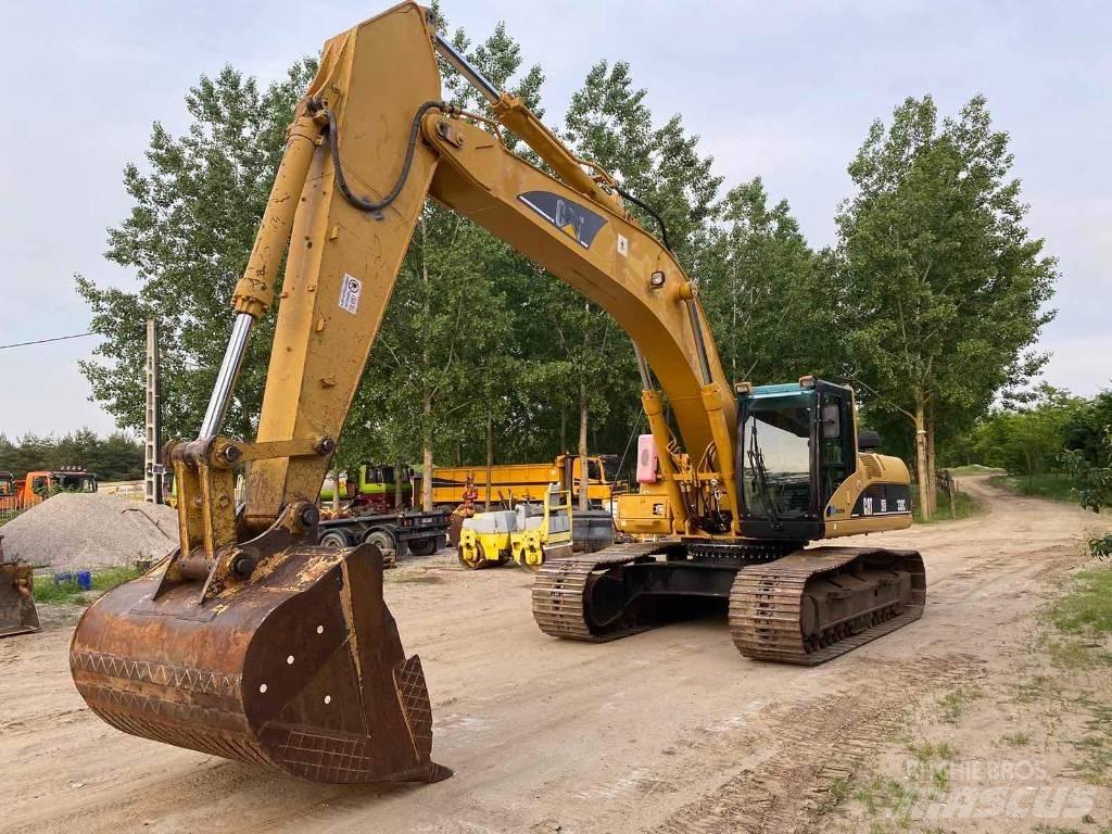 CAT 330CL 대형 굴삭기 29톤 이상