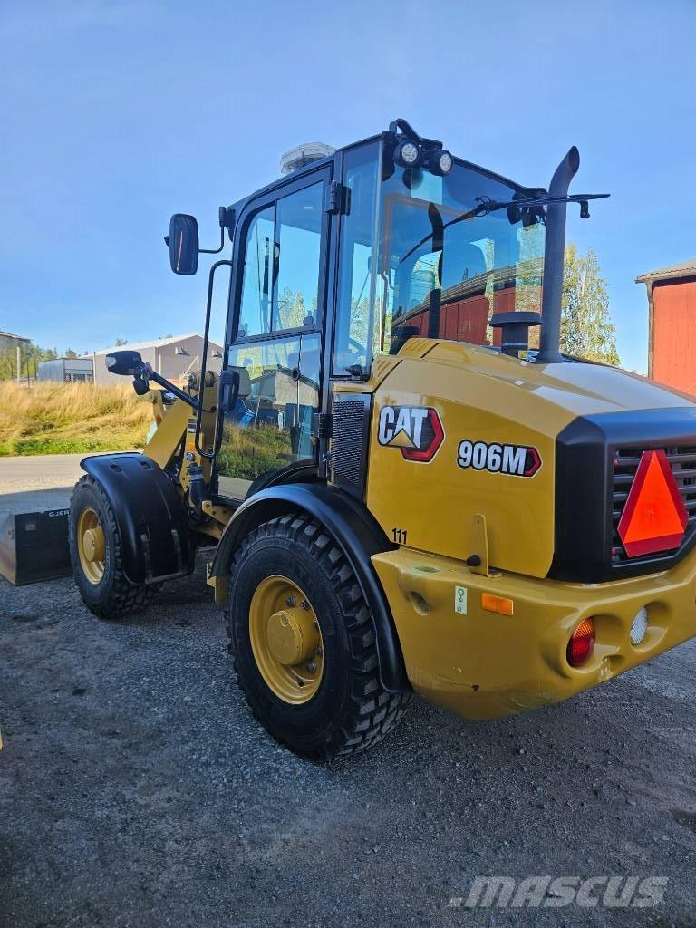 CAT 906  휠로우더