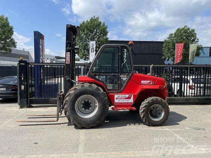 Manitou M30-4 험지용 트럭