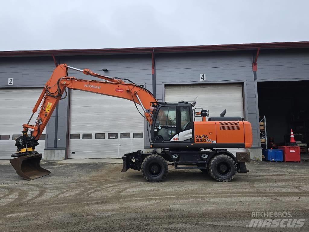Hitachi ZX 220W-5  휠 굴삭기