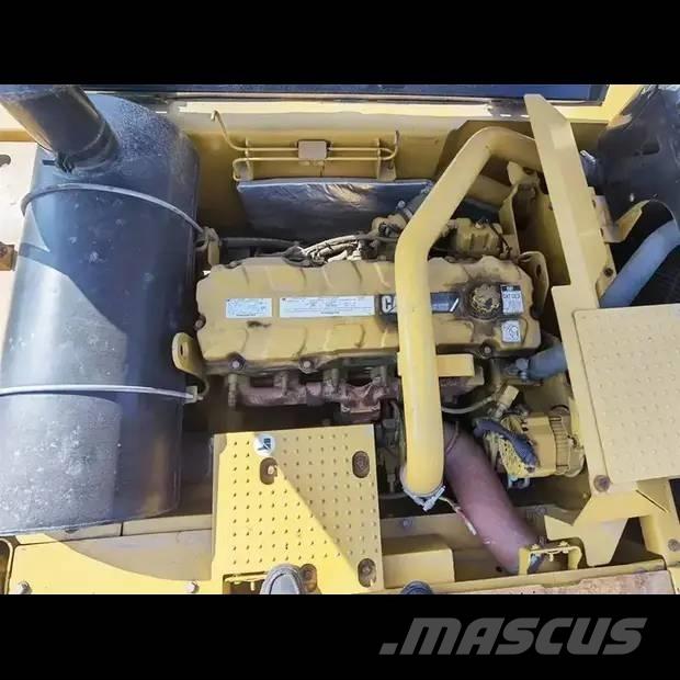 CAT 330 D 대형 굴삭기 29톤 이상