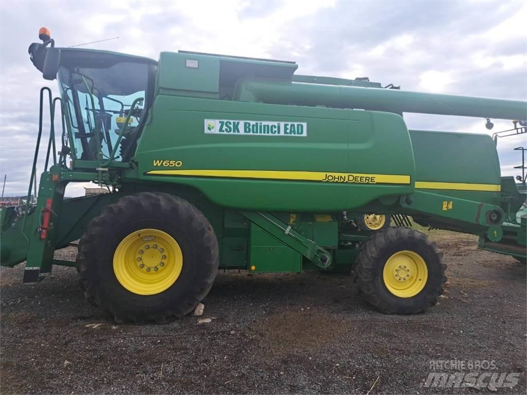 John Deere W650 콤바인 수확기