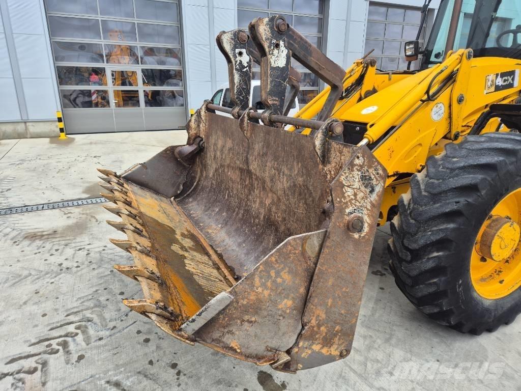 JCB 4CX 백호로더