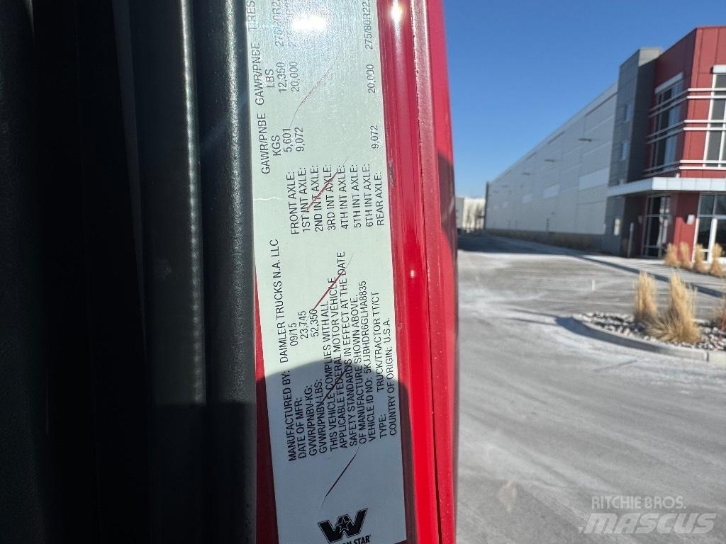 Western Star 5700 XE 트랙터 유닛