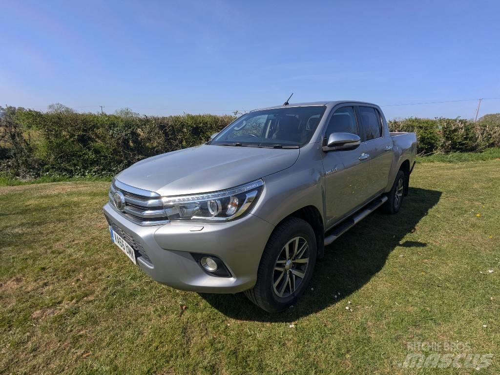Toyota Hilux 픽업/드롭사이드