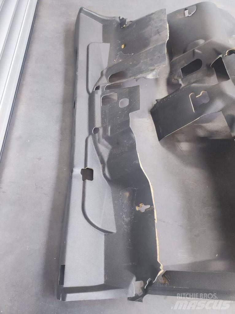 Renault Floor Mat 캐빈 및 인테리어