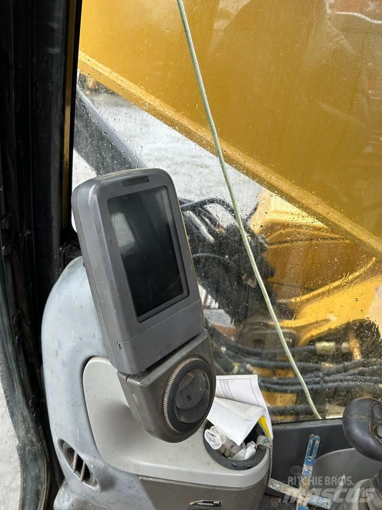 CAT 325DL 대형 굴삭기 29톤 이상