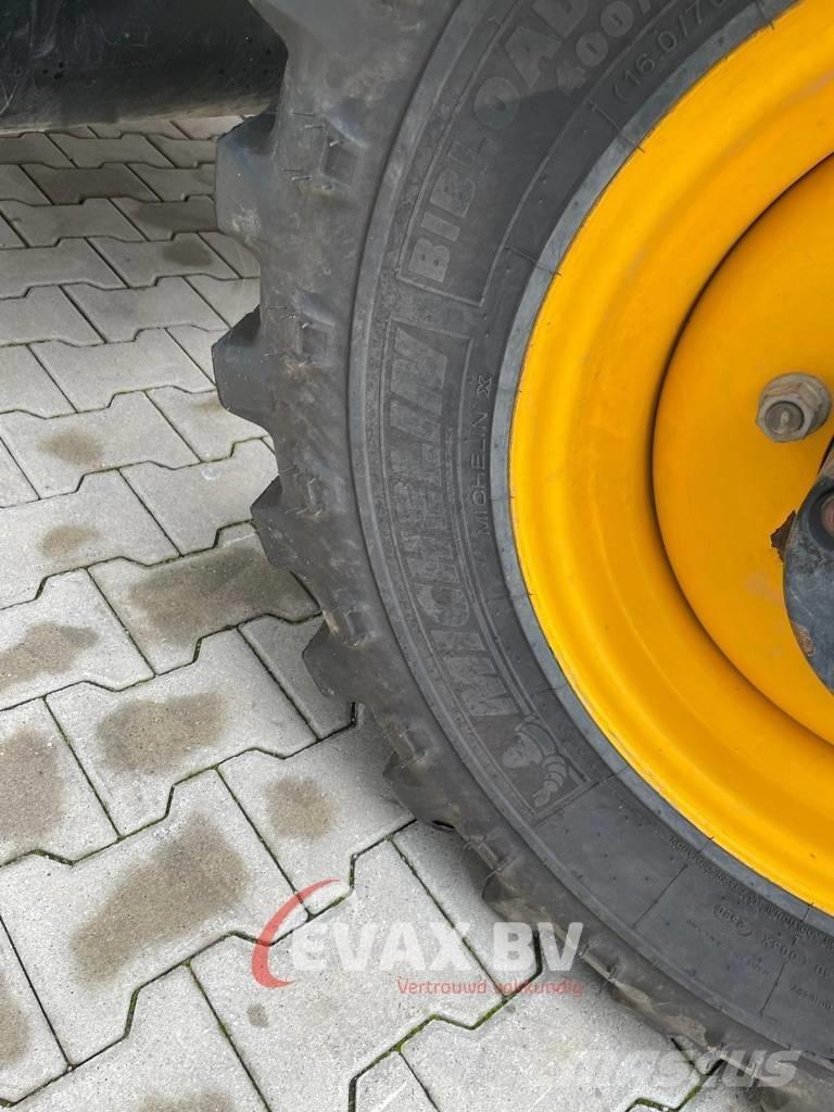 JCB 527-58 AgriPlus 농업용 텔레 핸들러