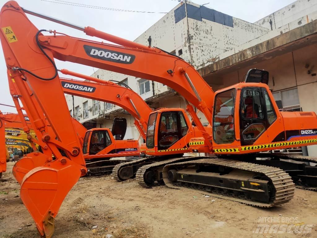 Doosan DH225LC-7 대형 굴삭기 29톤 이상