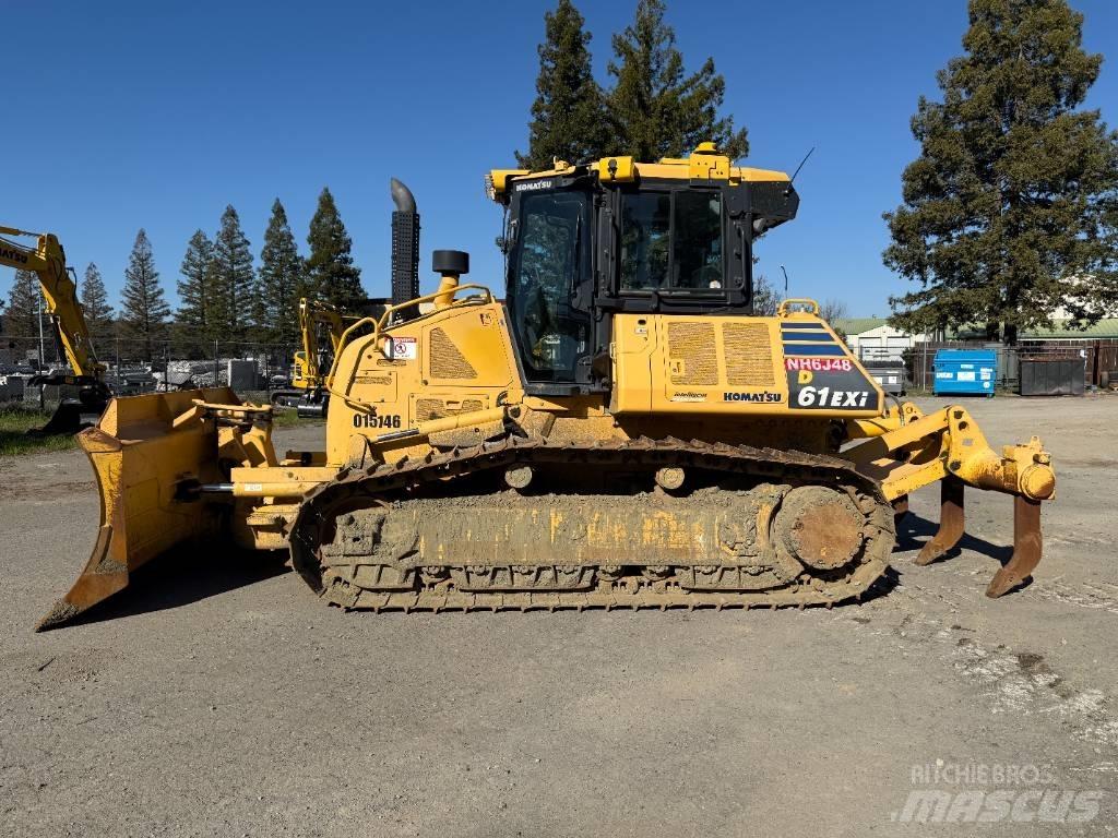 Komatsu D61EXi-24 크롤러 도저